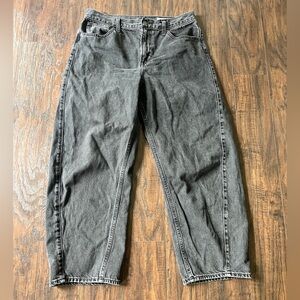 Gap High Rise Barrel Jeans in Washed Black, Size 31 Short
